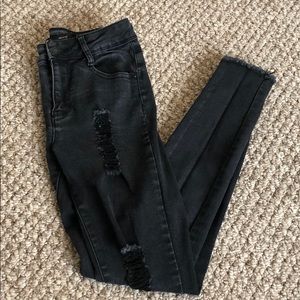 Black ripped skinny jeans